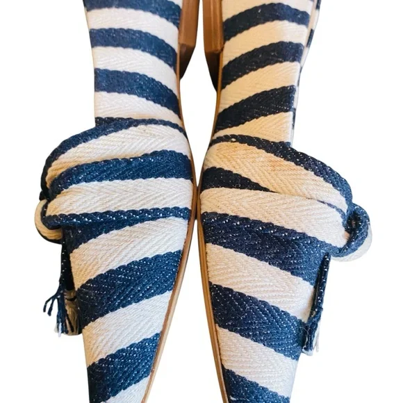 GIANNI BINI Blue White Nautical Stripe Canvas Pointy Toe Bow Flats - Picture 5 of 10